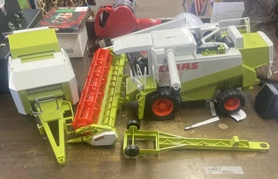 Bruder Claas Lot Lexion 480 Rolland 250 Toto Cut Other Excellent Clean Condition - Image 1 of 4