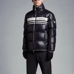 Moncler SKARSTIND SHORT DOWN JACKET Dark Navy $1625 SZ 3 - Picture 1 of 11