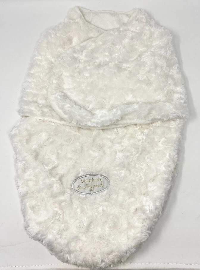 Saco de envoltura remolino roseta blanca Mantas y más allá Foto 1 de 1