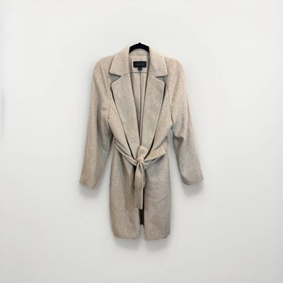 Abrigo Ann Taylor Talla Grande Espiga Corbata Cintura con Bolsillos en Beige y Taupe Foto 1 de 4