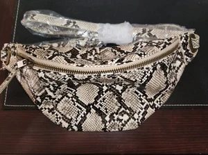 NEW Fanny Pack Women Men Cross Body Snake Camouflage Print Travel Crossbody Bag - Picture 1 of 6