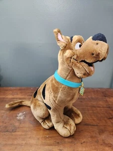 Vintage Scooby Doo Plüsch sitzend, spricht, wenn man sein Ohr drückt, 14 Zoll Stofftier. - Bild 1 von 6