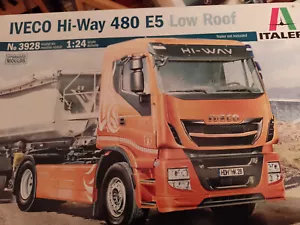 ITALERI 1/24 IVECO HI-WAY 480 E5 LOW ROOF TRACTOR UNIT TRUCK MODEL KIT - Picture 1 of 4