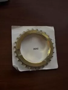 OMIX 18890.05 T-98 Blocking Ring for 55-79 Jeep CJ Vehicles - Picture 1 of 2