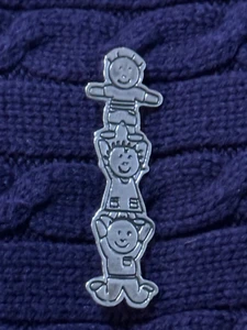 Sterling Silver Vintage Save the Children Pin- Pre-owned - Picture 1 of 2