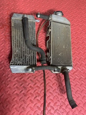 Yamaha YZ250F 2008 radiadores  Foto 1 de 4