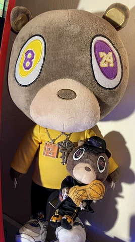 Rare XL 18” ‘I Feel like Kobe’ bear plush w/chains & rare 8” HOF bear keychain Cover