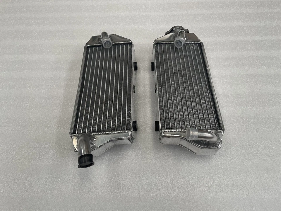 🔥Radiador de aluminio L+R Fit Kawasaki KX250 / KX250X / KX250F 4T 2025 Foto 1 de 4