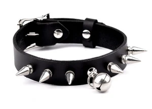 Handcrafted Lockable Deluxe Spiked Black Leather Kitten Bell Collar col29blk - Bild 1 von 3