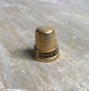 Vintage TOLEDO Fingerhut goldfarben Messing - Bild 1 von 7