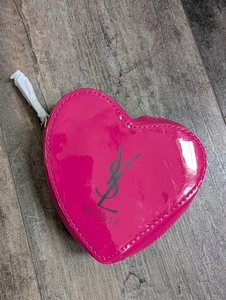 Yves Saint Laurent YSL Beauty borsa trucco a forma di cuore astuccio portamonete specchio - Foto 1 di 6