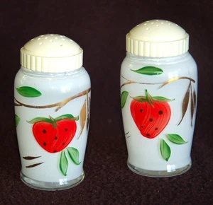 Bartlett Collins Glas ~ Salz & Pfefferstreuer ~ handbemalte Erdbeeren ~ Vintage - Bild 1 von 3