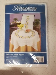 Herrschners Daffodils Table Topper Cross Stitch Kit 36x36" - Picture 1 of 7