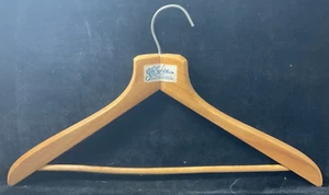 Vintage J.W Losse Anzugbügel aus Holz - Bild 1 von 3