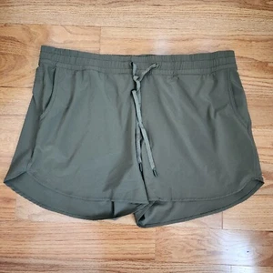 Eddie Bauer Shorts XL Olive Green Outdoor Hiking Athletic Pockets Lightweight - Picture 1 of 13