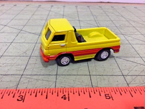 Johnny Lightning yellow 1968 Dodge A-100 Pickup Real Riders - Picture 1 of 5