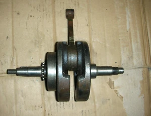 Suzuki GS 125 Crankshaft & Con Rod Crank Ciguenal GS125 - Picture 1 of 3