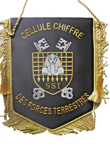 FANION (CANNETILLE) DES TRANSMISSIONS LA SSI CELLULE CHIFFRE FORCES TERRESTRES - Foto 1 di 2