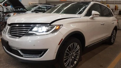 OEM Alternator For Mkx Assy - Image 1 of 4