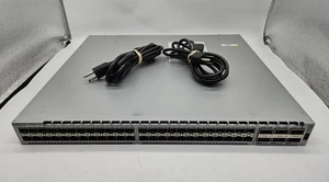 Conmutador de red Arista 48 puertos 10 Gb SFP+ y 6 puertos QSFP+ DCS-7050SX2-72Q-R - Imagen 1 de 4