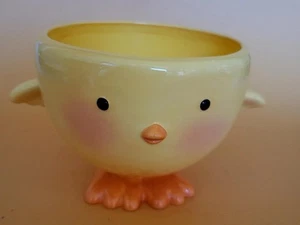 Blushing Hallmark gelb Küken Süßigkeiten/Servierschüssel mit Füßen, Flügeln & Schnabel 5"x4,5" - Bild 1 von 2
