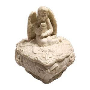 Plato de baratija en forma de corazón bisque marfil con tapa rosas lazos ángel - Imagen 1 de 9