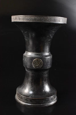 U5226: Japanese Old Copper pattern sculpture FLOWER VASE Buddhist art - Image 1 of 4