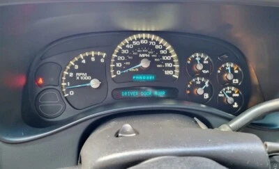 Chevrolet Silverado GMC Sierra 1500 2003 2004 05 06/velocímetro de racimo reconstruido Foto 1 de 2