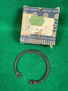 Volkswagen Audi Wheel Hub Bearing C-Clip Circlip 171-407-635 68mm NOS - Picture 1 of 4