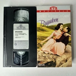 Brigadoon (VHS, 1988) Like New Never used - Bild 1 von 2