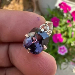 Certified 9 CT Natural Alexandrite Color-Change Gemstone Pendant in 925 Silver - Picture 1 of 5