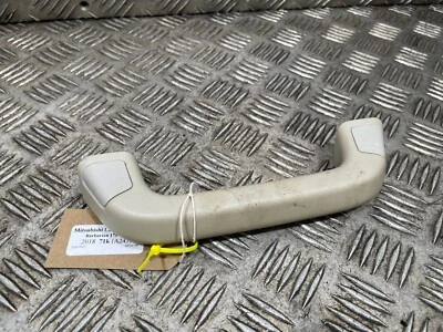 MITSUBISHI L200 2,4 L MK5 2015-2019 mango de agarre pilar 7612A069HA GENUINO Foto 1 de 4