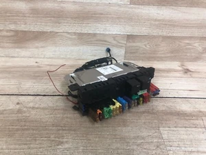 MERCEDES BENZ OEM R230 SL500 SL55 SL550 REAR SAM FUSE BOX RELAY FUSES 03-12 2 - Picture 1 of 5