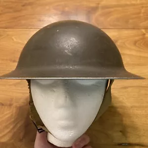 ORIGINAL WW2 CANADA ARMY HELMET WITH CHINSTRAP KHAKI GREEN CLC 1942 - Picture 1 of 5