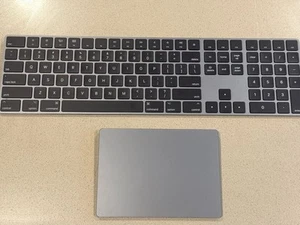 Apple Magic Trackpad 2 + Magic Keyboard with Numeric Keypad Bundle (Space Gray) - Afbeelding 1 van 2