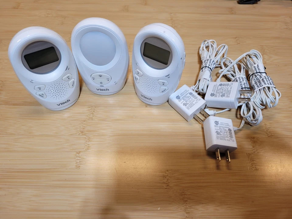 VTech DM1211-2 BU 数字音频婴儿监视器(2 个父单元)已测试 — 第 1/1 张图片