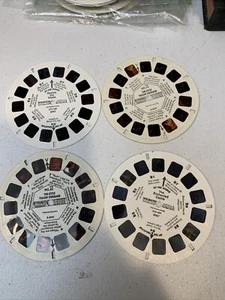 Carretes View Master: Lote de 12 carretes mezclados: Bugs, Gaston, Belle, Scrooge, Lassie, etc. - Imagen 1 de 15