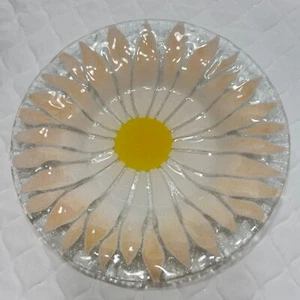 Vintage Sydenstricker White Pink Daisy Fused Glass Bowl Plate Spring 7" Round - Picture 1 of 6