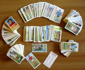 1970-71 FOOTBALLER SANDWICHES FIGURES - NEW, PERFECT - CHOOSE FROM LIST*