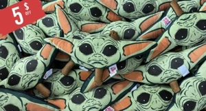Plush Accent Throw Pillow Cushion Star Wars Mandlorian Baby Yoda - Picture 1 of 8