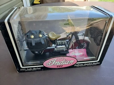 Tootsie Toy hard Body 1942 Indian Motorcycle #442 1/10 1996 - Image 1 of 4