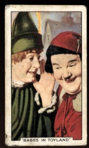Tobacco Card, Gallaher, FAMOUS FILM SCENES,1935, Laurel & Hardy, #9
