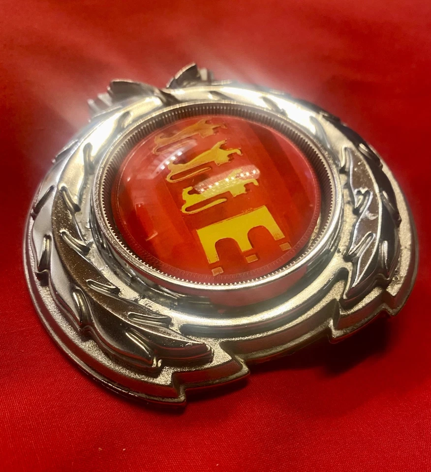 Ford Gran Torino 1972-73 cubierta de bloqueo de maletero abatible, se adapta a cupé, 4 puertas y techo deportivo Foto 1 de 4