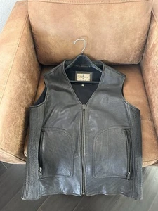 Wilson Black Leather Motorcycle Vest Embossed Eagle Size Large - Picture 1 of 2