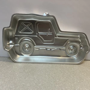 Wilton Jeep Cake Pan  1984 502-4050 - Picture 1 of 5
