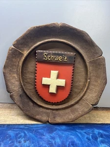 Placa de pared vintage alemana tallada en madera de 7" - Schweiz - Imagen 1 de 4