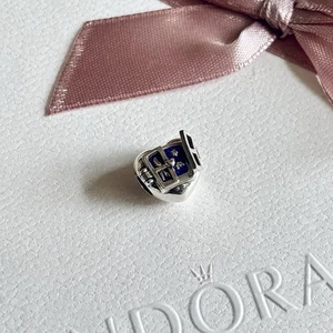 Pandora - Heart Mum Window Moments Charm - Picture 1 of 6