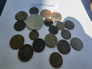 Lotto di 19 monete varie di emergenza denaro di guerra - Foto 1 di 1
