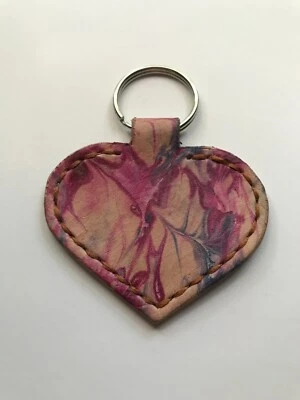 розовый / фиолетовый кожаный сердце брелок - Изображение 1 из 2