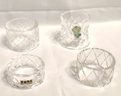 Anillo servilletero de vidrio corte cristal redondo patrón diamante de colección 4 Suecia Irlanda Foto 1 de 4